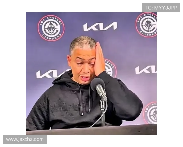 卢指导谈伦纳德准绝杀：关键时刻交给他稳赢